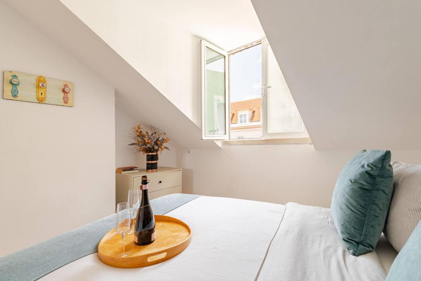 Cosy Loft In The The Heart Of The City!